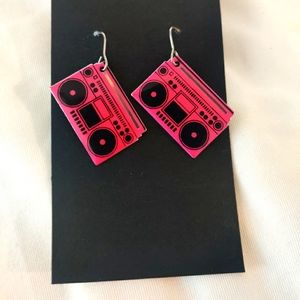 80s 90s Retro Hot Pink / Fushia Stereo Boom Box Dangle Earrings